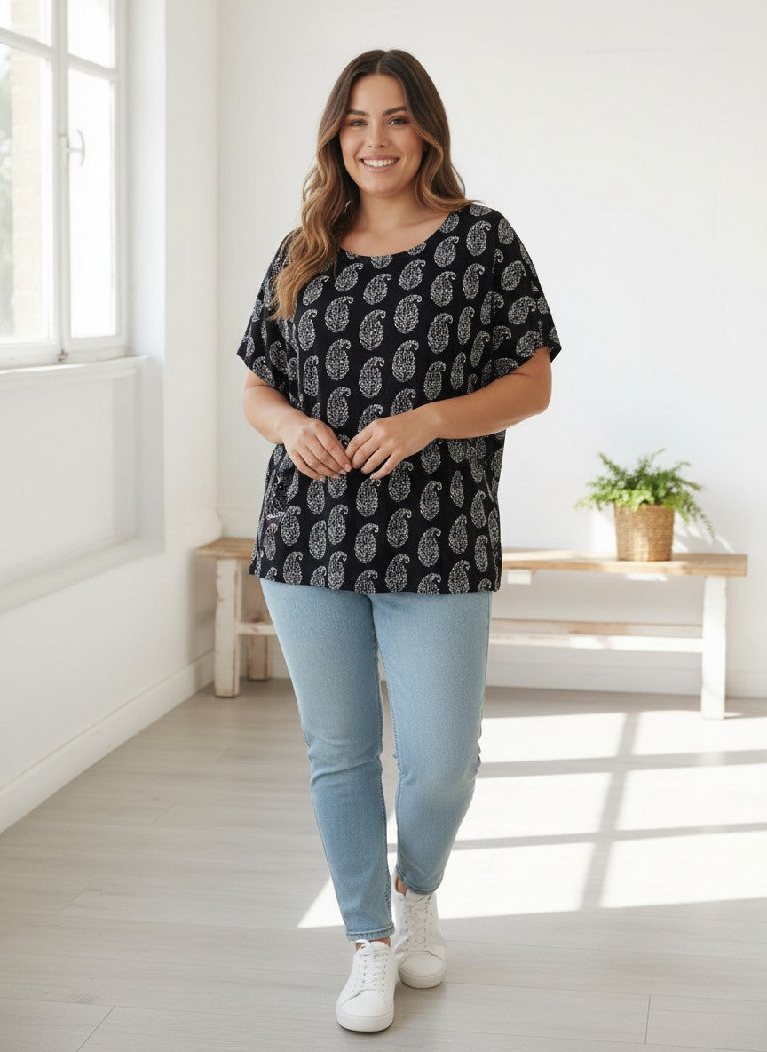 Bluza Stellar Floral – Confort și Stil Silk-Minimalist Bloom