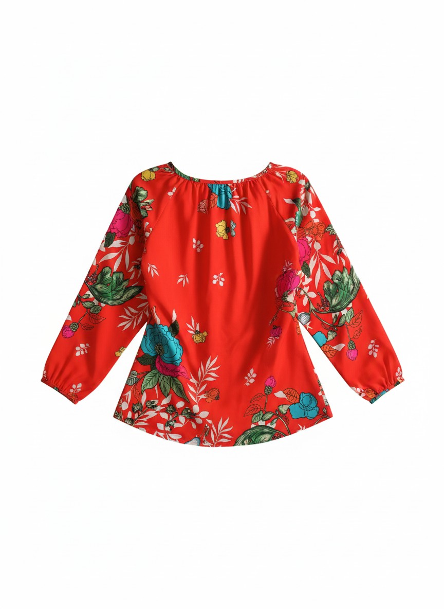 Bluză din rayon mătăsos cu croială peasant, șnur cu ciucuri si broderie florală unică