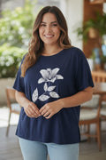 Tricou Midnight Lily – Confort și Stil Navy Grace