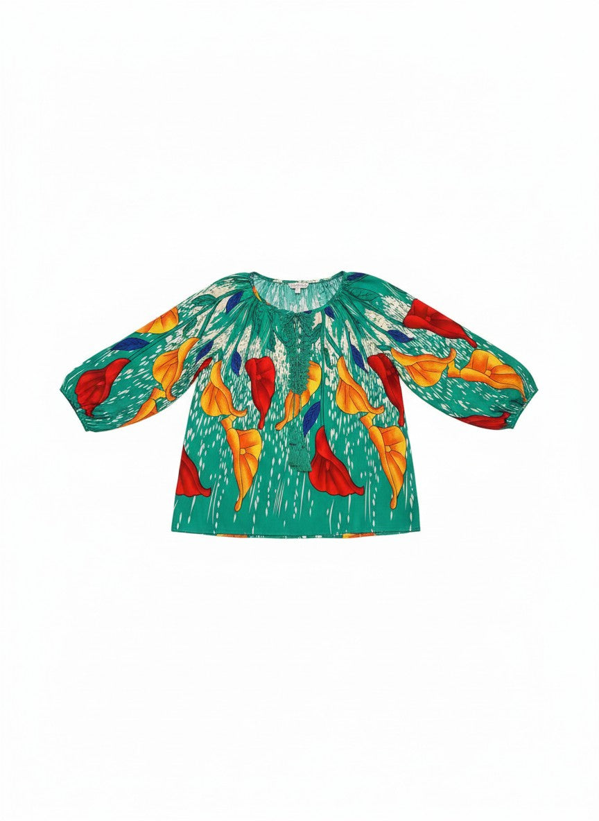 Bluză din rayon mătăsos cu croială peasant, șnur cu ciucuri si broderie florală unică