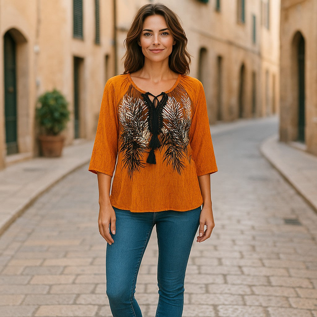 Bluză din rayon mătăsos cu croială peasant, șnur cu ciucuri si broderie florală unică